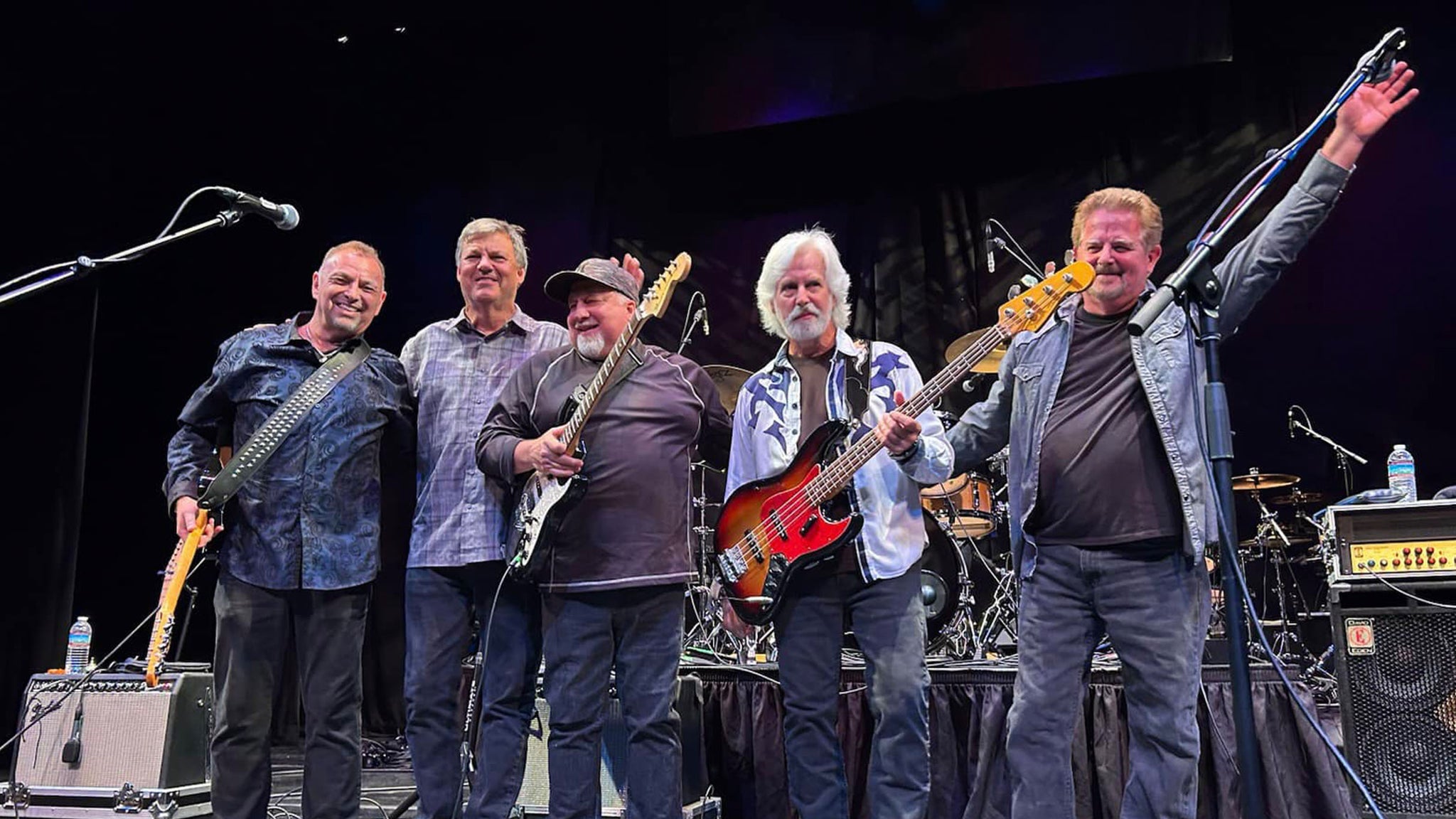 Crowd at a Jefferson Starship show